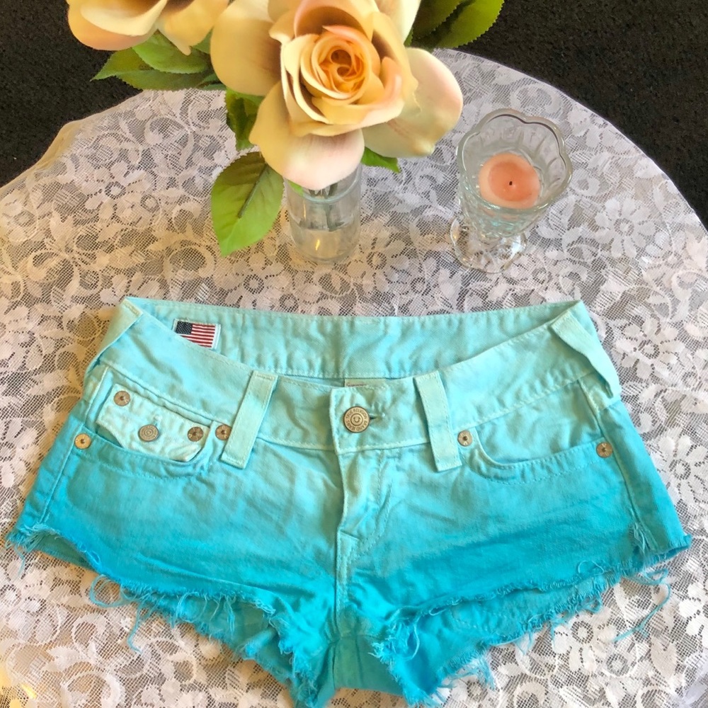 True Religion Ombre Blue Denim Shorts LIKE NEW!